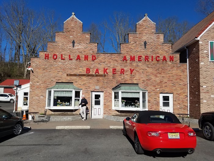 Holland American Bakery