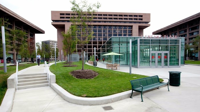 L’Enfant Plaza