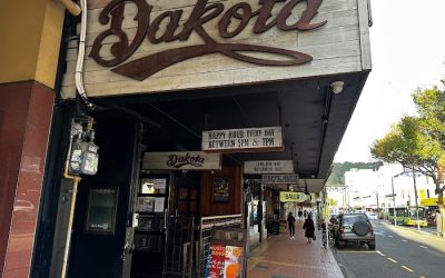 Dakota Bar