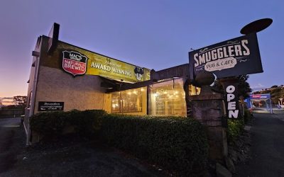 Smugglers Pub & Cafe